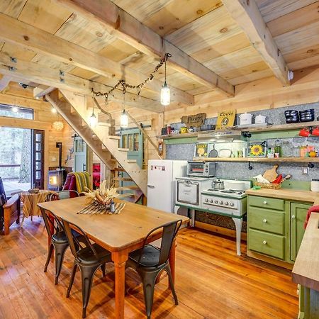 Enchanting Creekside Cabin Near Kings Canyon Park! Badger ภายนอก รูปภาพ