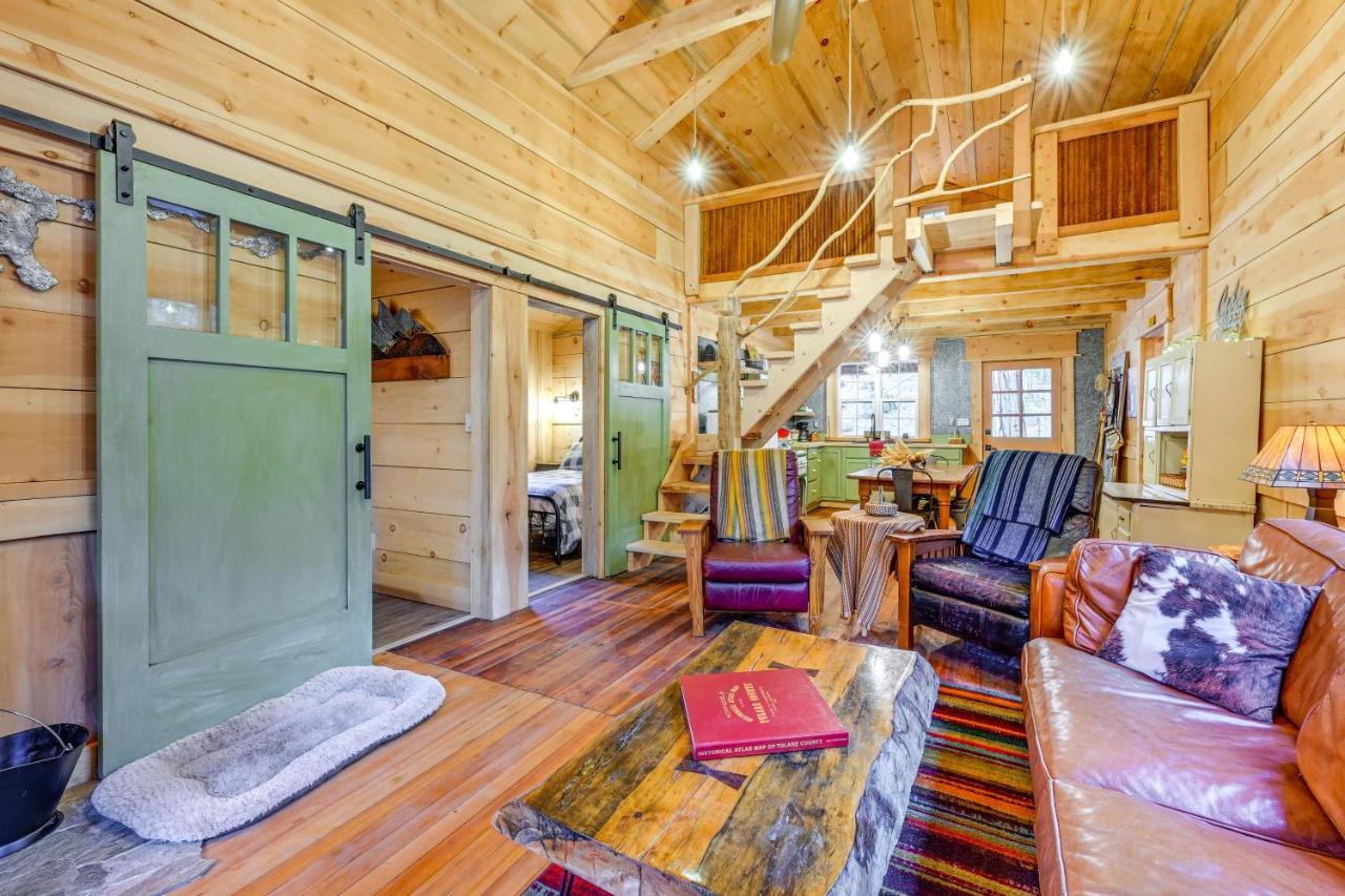 Enchanting Creekside Cabin Near Kings Canyon Park! Badger ภายนอก รูปภาพ