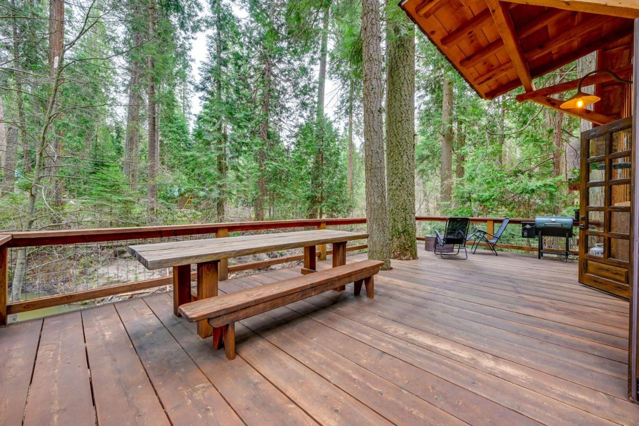 Enchanting Creekside Cabin Near Kings Canyon Park! Badger ภายนอก รูปภาพ